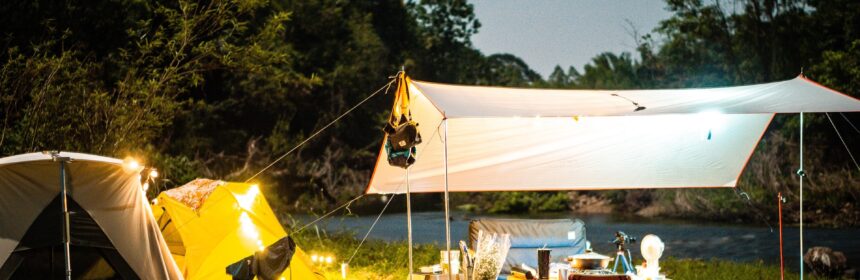 Nachts Camping